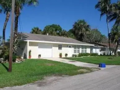 6106 Island Park Court, Fort Myers FL 33908
