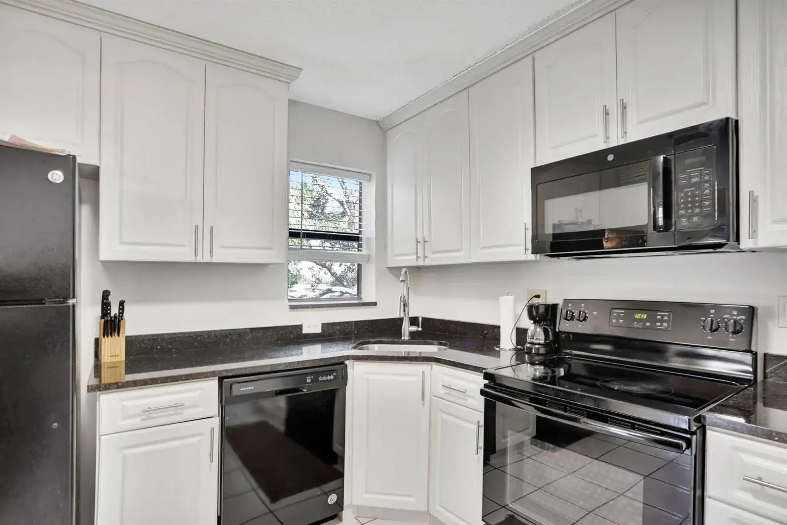 2748 S Carambola Circle # 1923, Coconut Creek FL 33066 photo 2