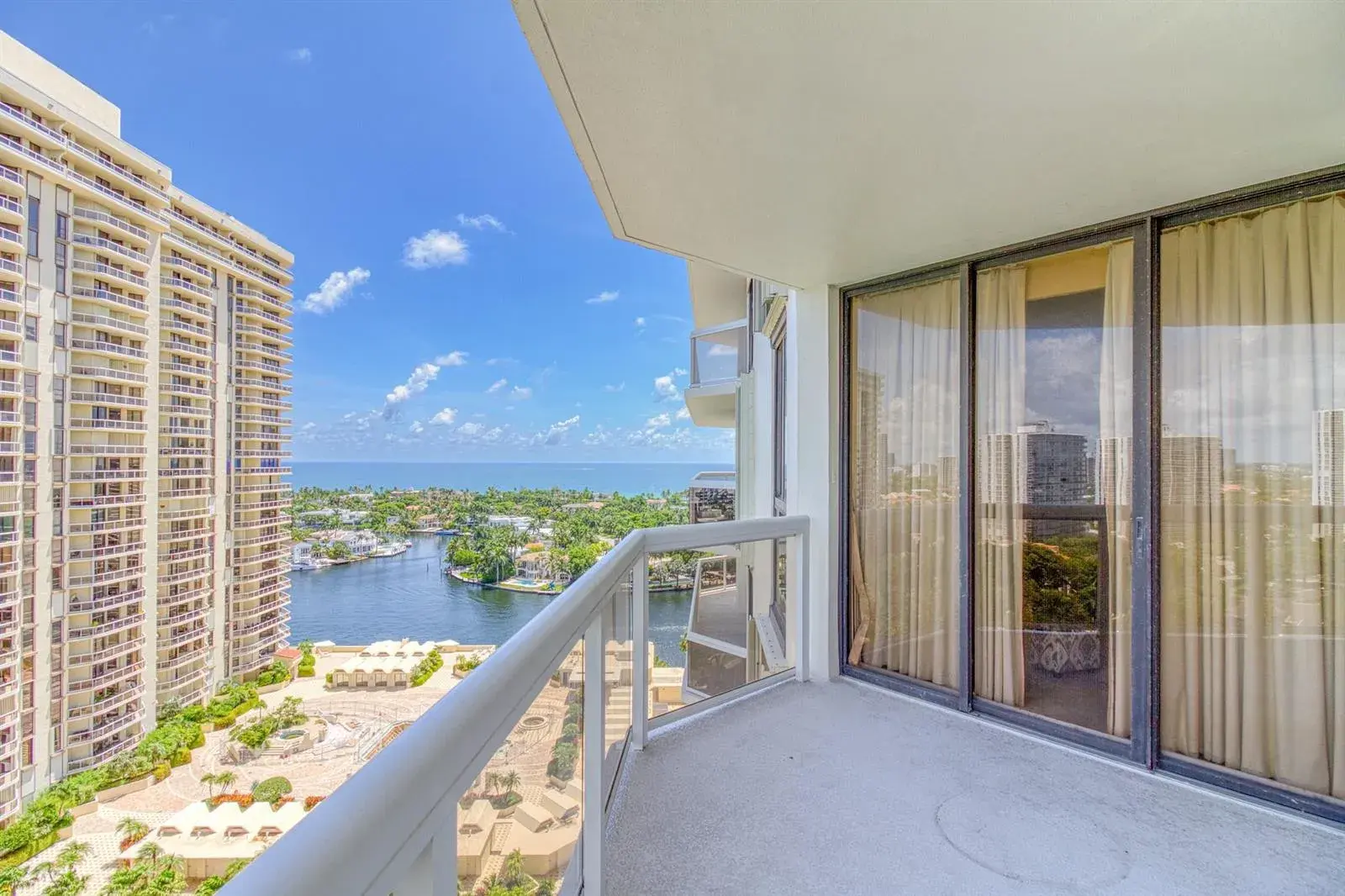 20185 E Country Club Drive # 1709, Aventura FL 33180