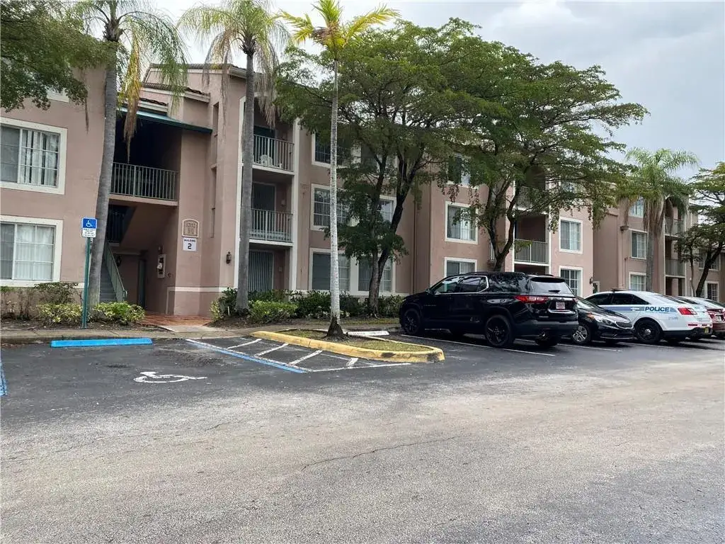 12112 Saint Andrews Place # 205, Miramar FL 33025