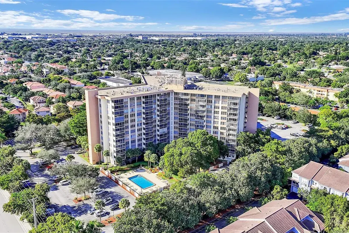 10777 W Sample Road # 711, Coral Springs FL 33065