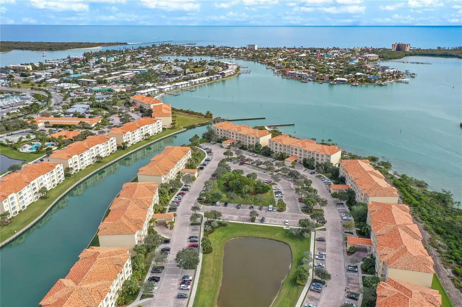20 Harbour Isle Drive, Hutchinson Island FL 34949 photo 4