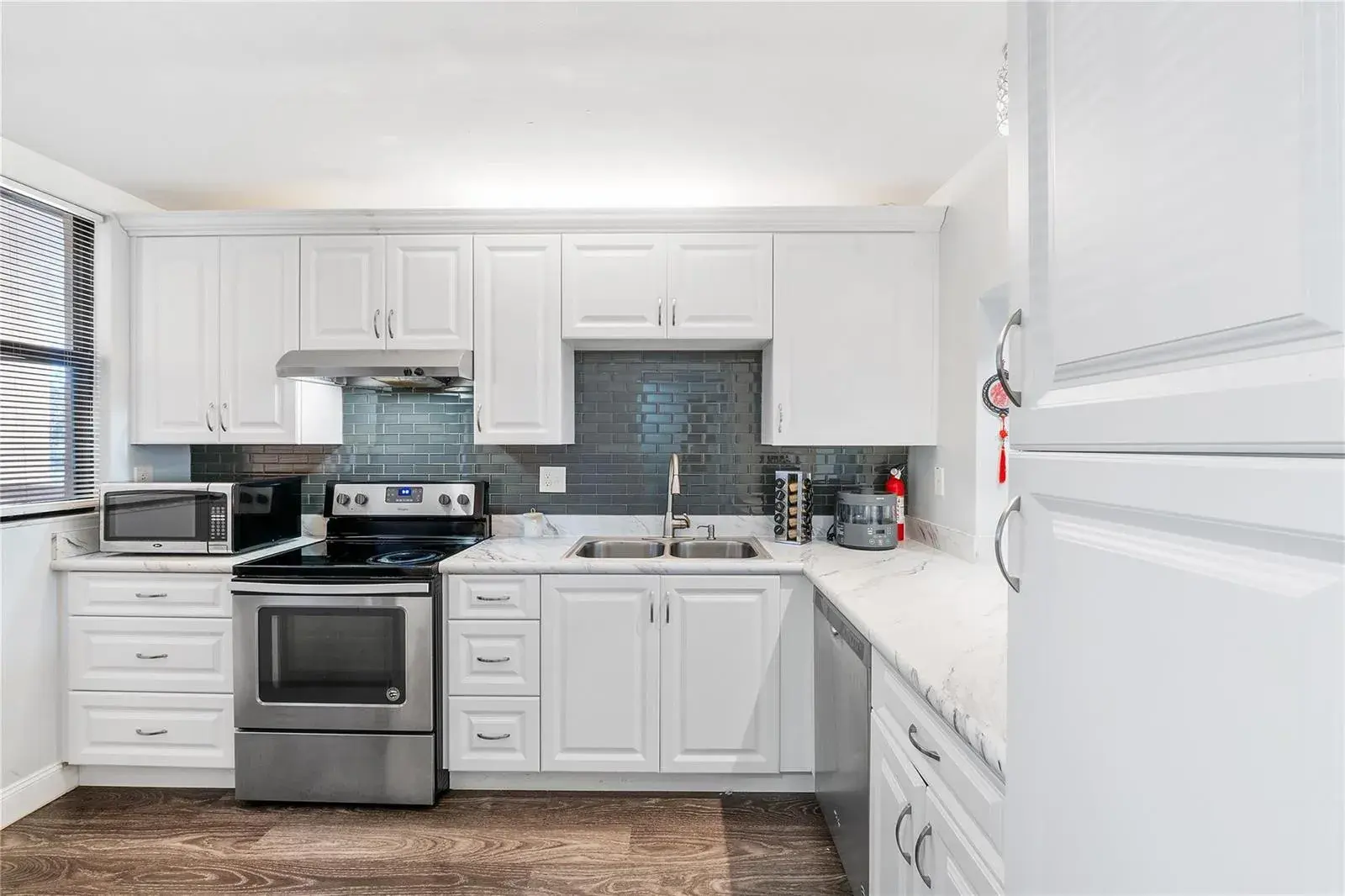 8437 Forest Hills Drive # 203, Coral Springs FL 33065