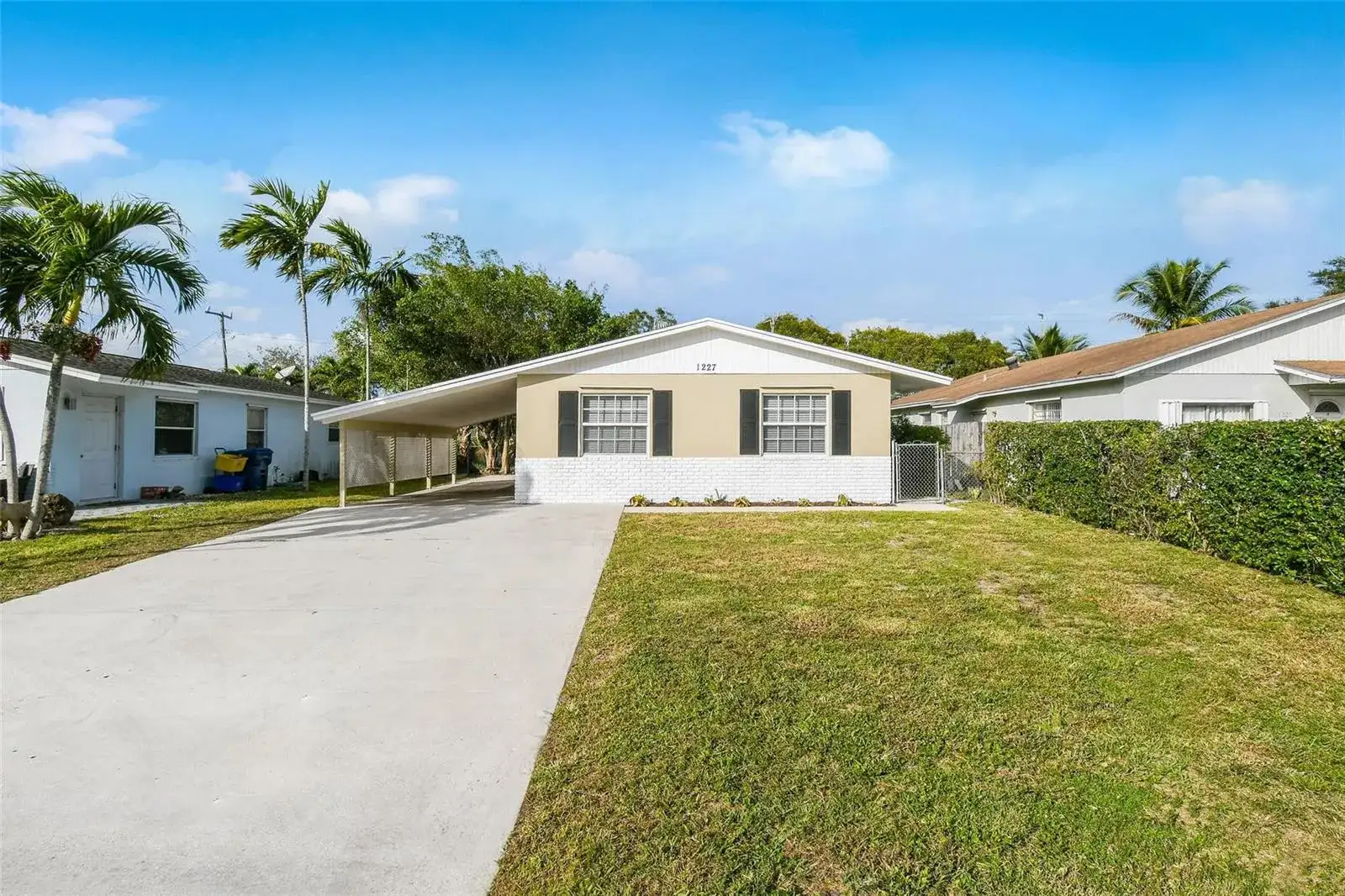 1227 Cherokee Street, Jupiter FL 33458 photo 2