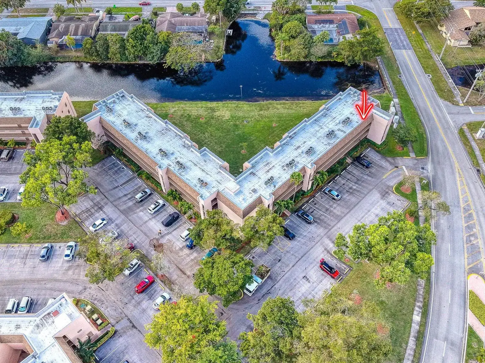 10466 Sunrise Lakes Boulevard # 312, Sunrise FL 33322 photo 3