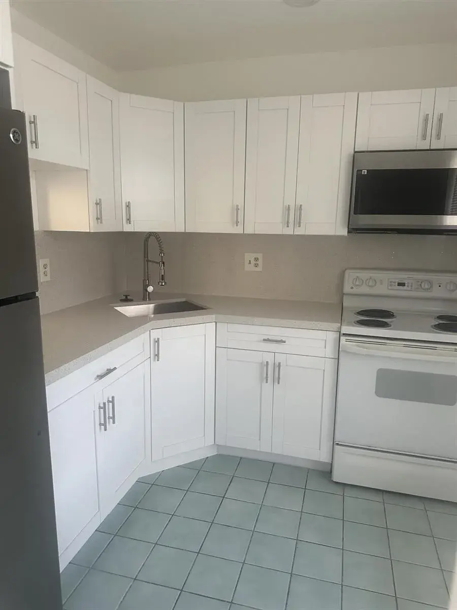 5860 NW 64th Avenue # 307, Fort Lauderdale FL 33319