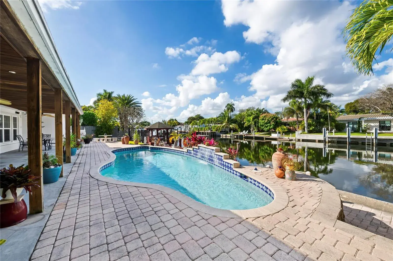 1735 NE 23rd Avenue, Fort Lauderdale FL 33305