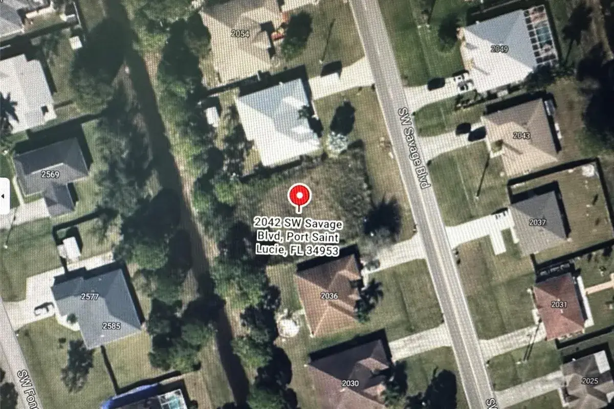2042 SW Savage Boulevard, Port St. Lucie FL 34953