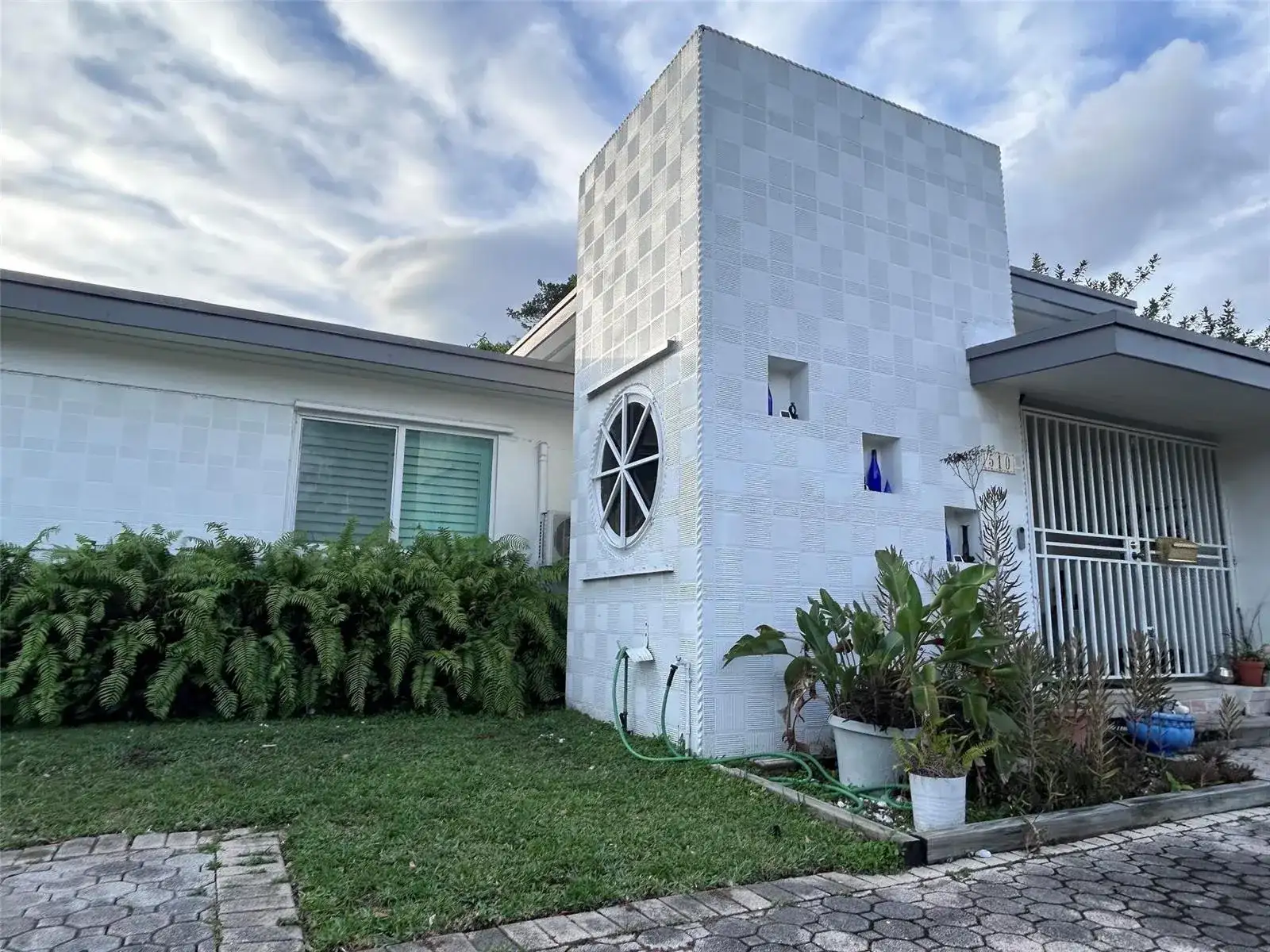 510 SW 39th Avenue, Coral Gables FL 33134 photo 2