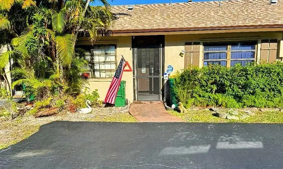 2 bedroom 2 bath Residential for sale at 8106 NW 100th Drive, Tamarac FL 33321