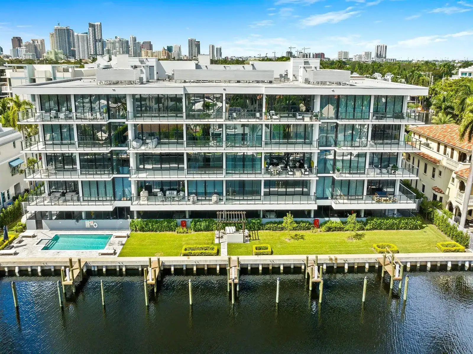 160 Isle Of Venice Drive # 302, Fort Lauderdale FL 33301 photo 2