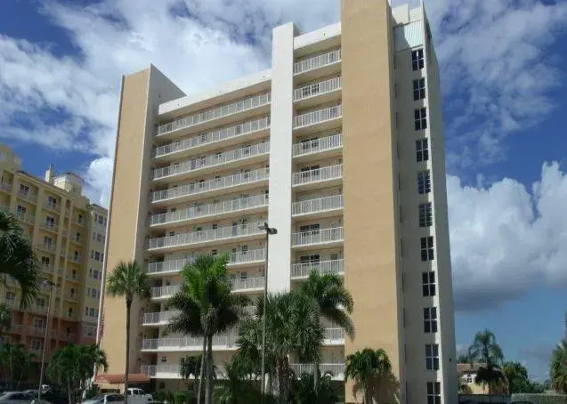 1391 S Ocean Boulevard # 806, Pompano Beach FL 33062