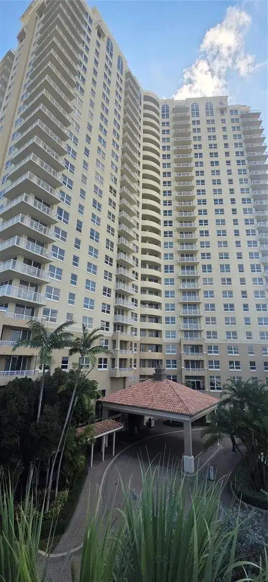 19501 W Country Club Drive # 2306, Aventura FL 33180 photo 3