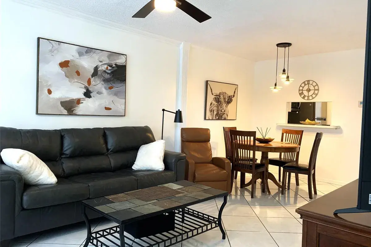 5003 NW 35th Street # 508, Lauderdale Lakes FL 33319