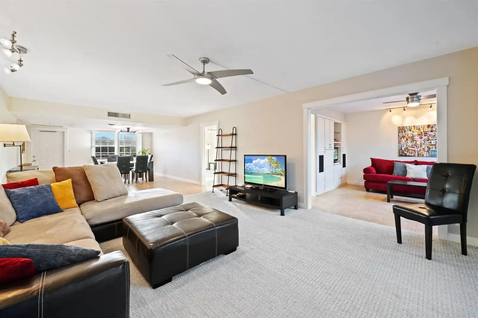 3900 Oaks Clubhouse Drive # 310, Pompano Beach FL 33069 photo 4