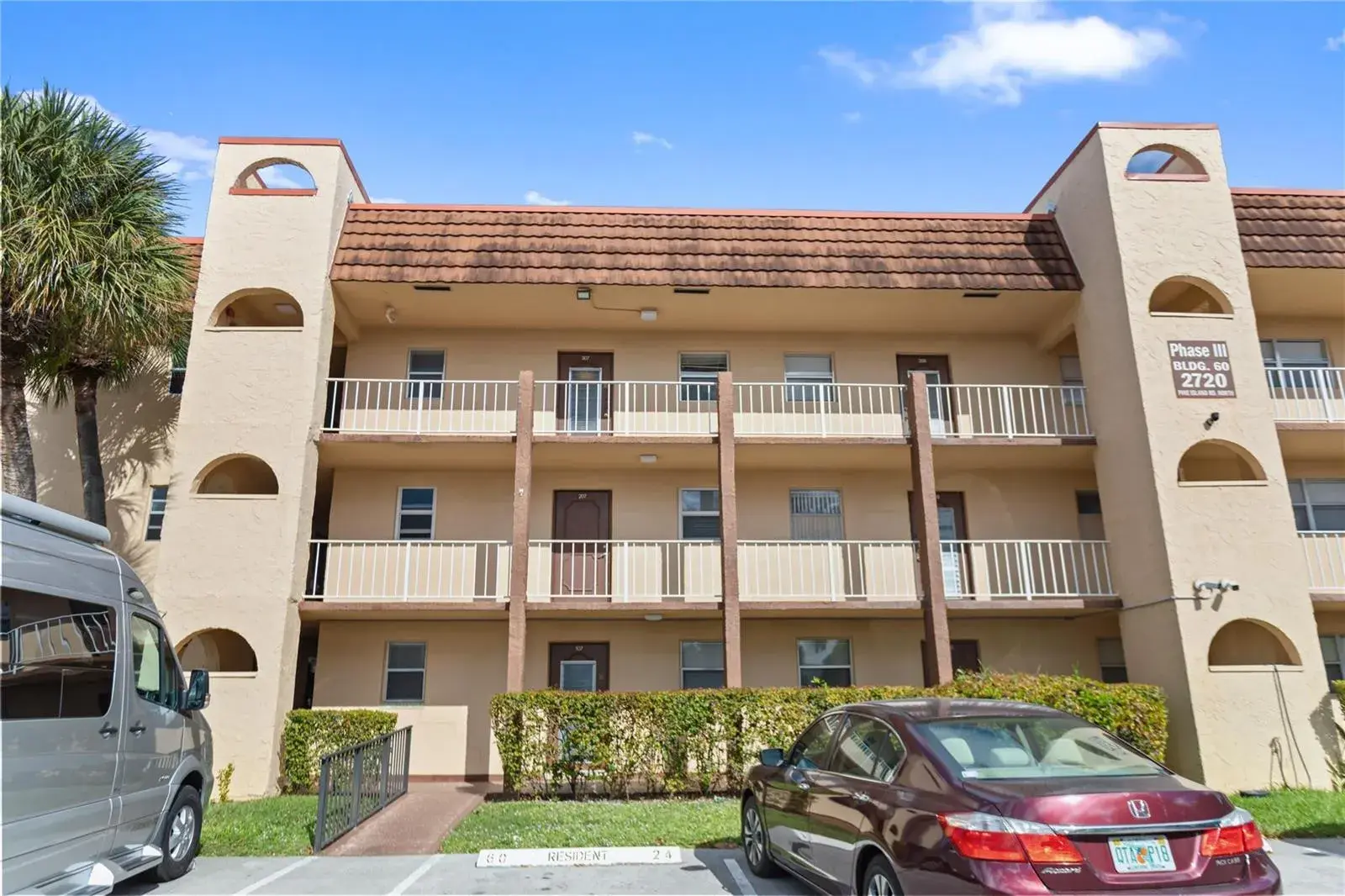 2720 N Pine Island Road # 307, Sunrise FL 33322