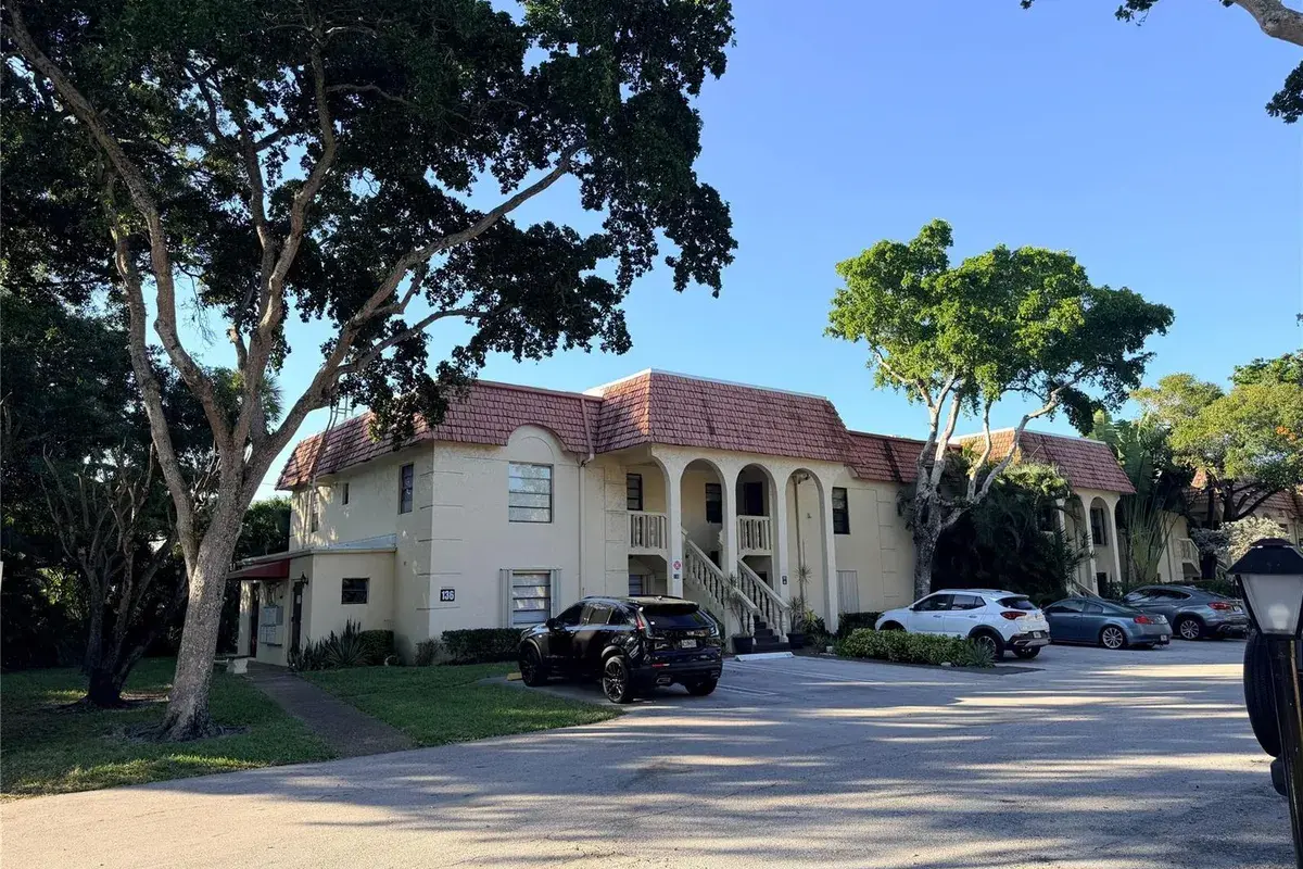 136 S Cypress Road # 317, Pompano Beach FL 33060