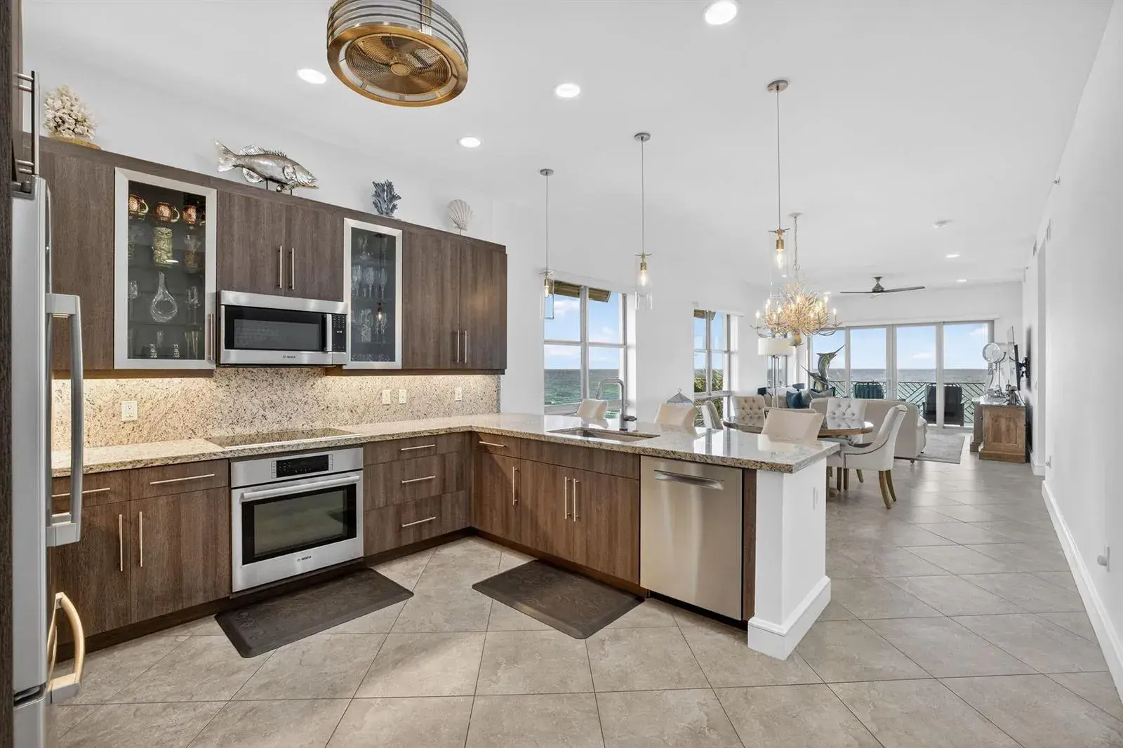 4510 El Mar Drive # 405, Lauderdale By The Sea FL 33308