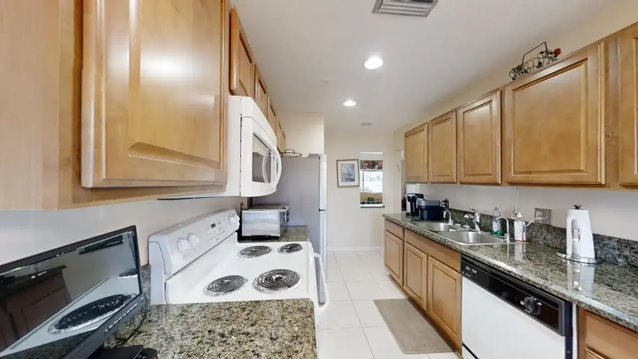 8460 Casa Del Lago, Boca Raton FL 33433 photo 4