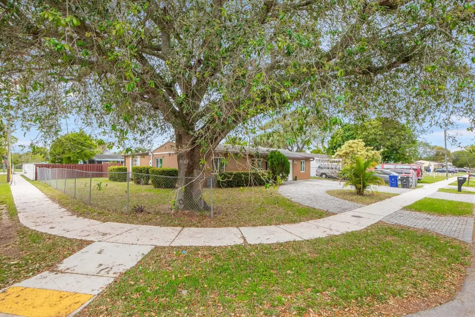 6500 SW 16th Court, North Lauderdale FL 33068 photo 3