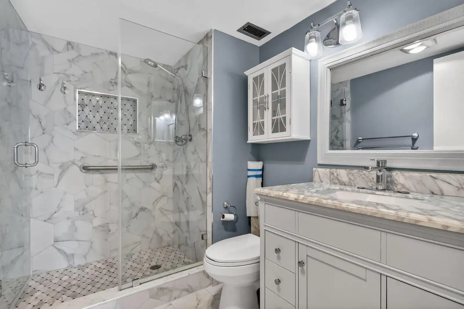 9410 N Hollybrook Lake Drive # 303, Pembroke Pines FL 33025 photo 5