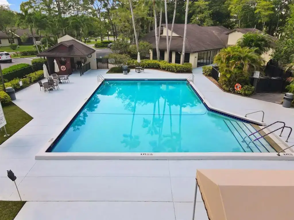 64 Macadamia Court, Royal Palm Beach FL 33411 photo 2