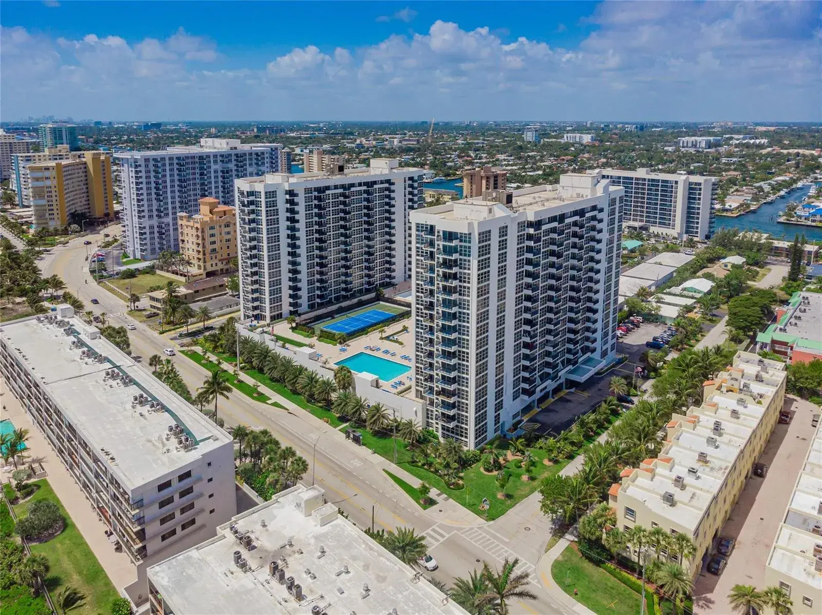 525 N Ocean Boulevard # 1422, Pompano Beach FL 33062