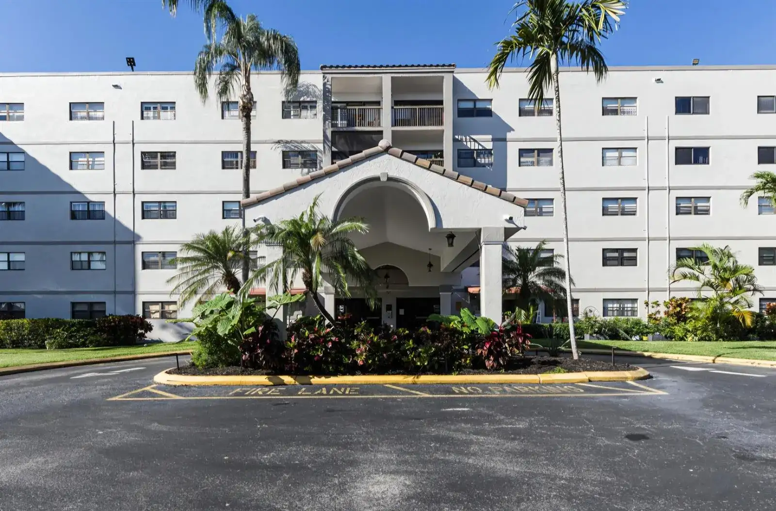 701 NW 19th Street # 401, Fort Lauderdale FL 33311 photo 2