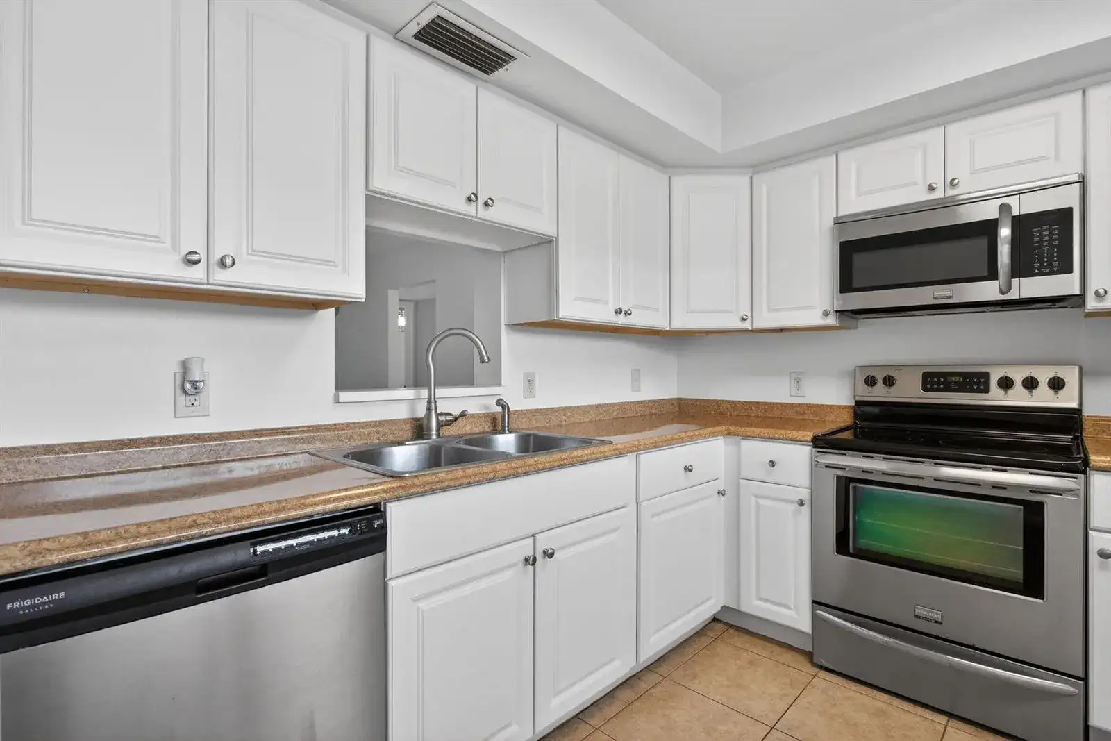 2501 Antigua Terrace # D1, Coconut Creek FL 33066 photo 4