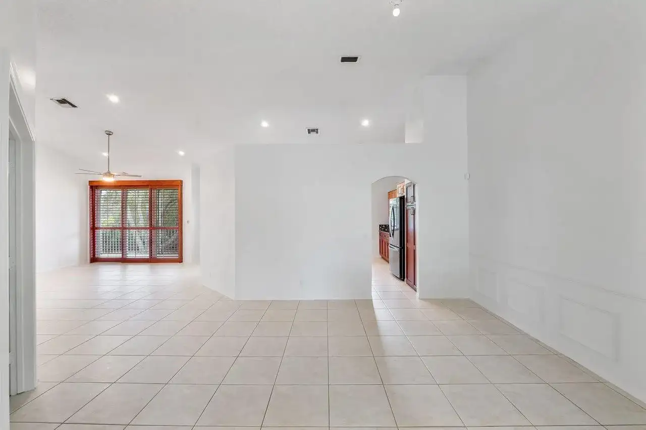 12342 NW 10th Drive # 9, Coral Springs FL 33071 photo 4