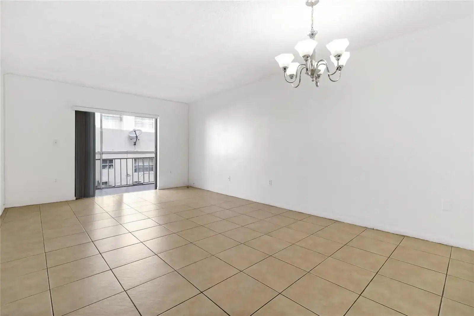 16750 NE 10th Avenue # 126, North Miami Beach FL 33162 photo 2