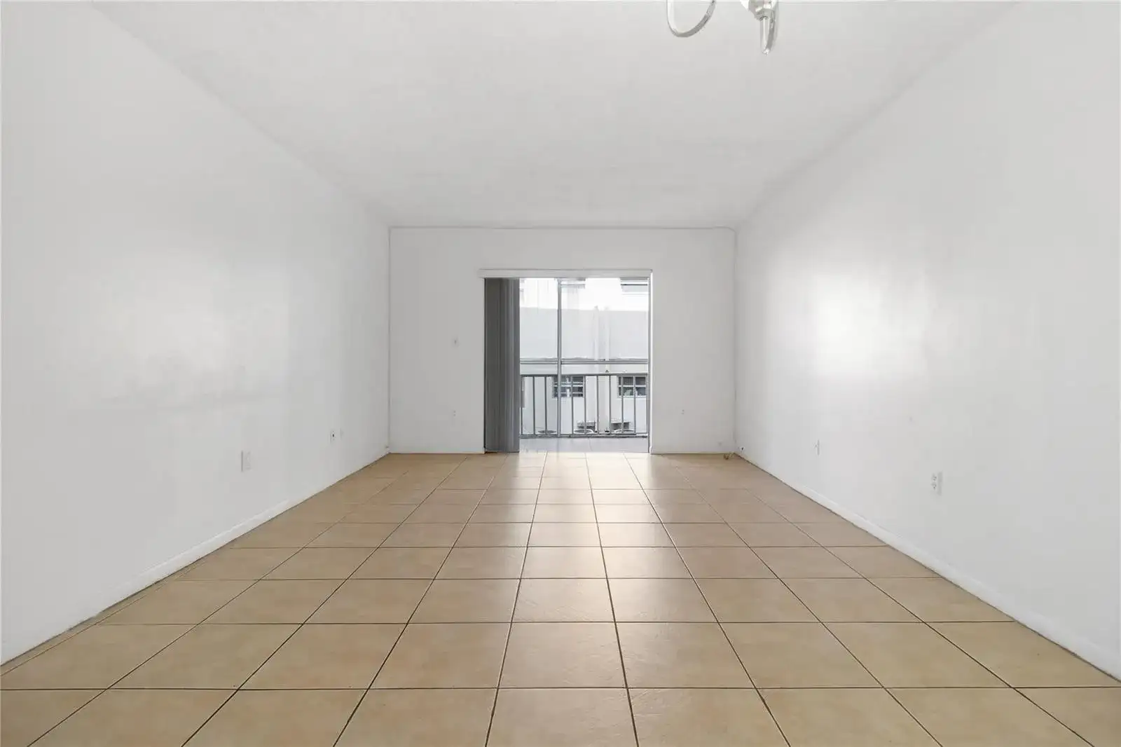 16750 NE 10th Avenue # 126, North Miami Beach FL 33162 photo 4