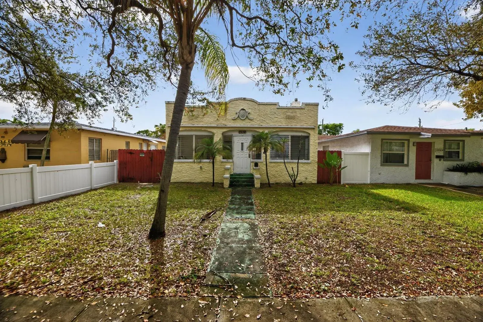 1934 Washington Street, Hollywood FL 33020