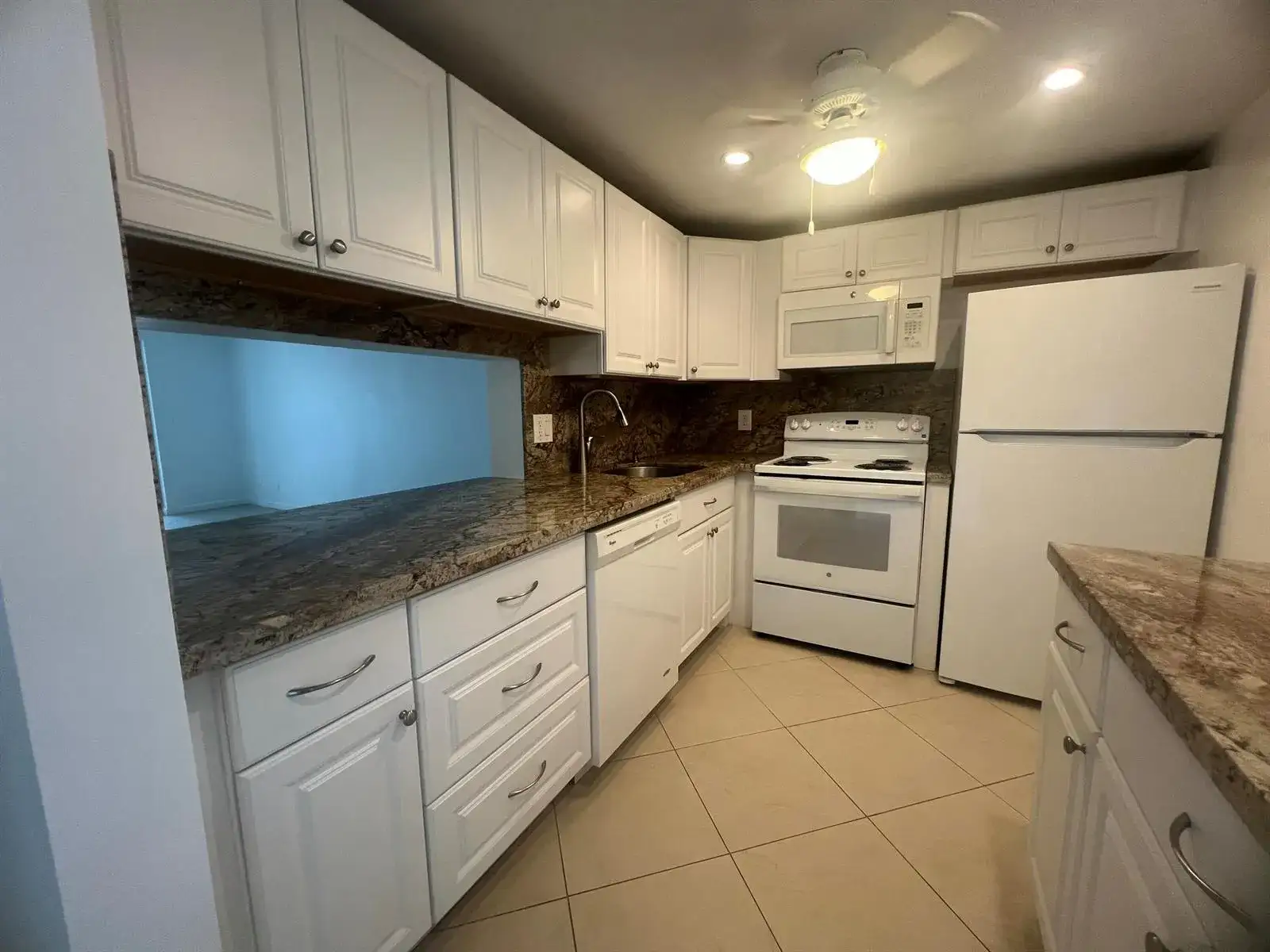 2615 NE 3rd Court # 213, Boynton Beach FL 33435 photo 2