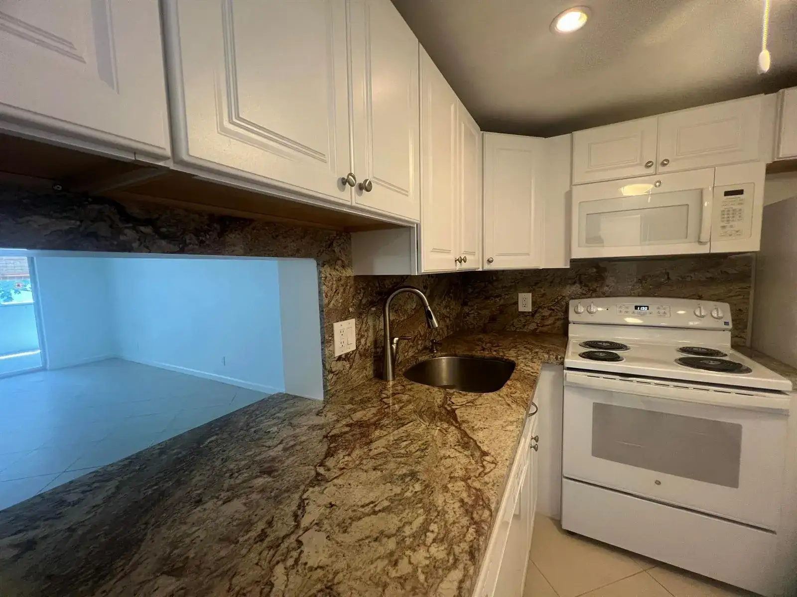 2615 NE 3rd Court # 213, Boynton Beach FL 33435 photo 4