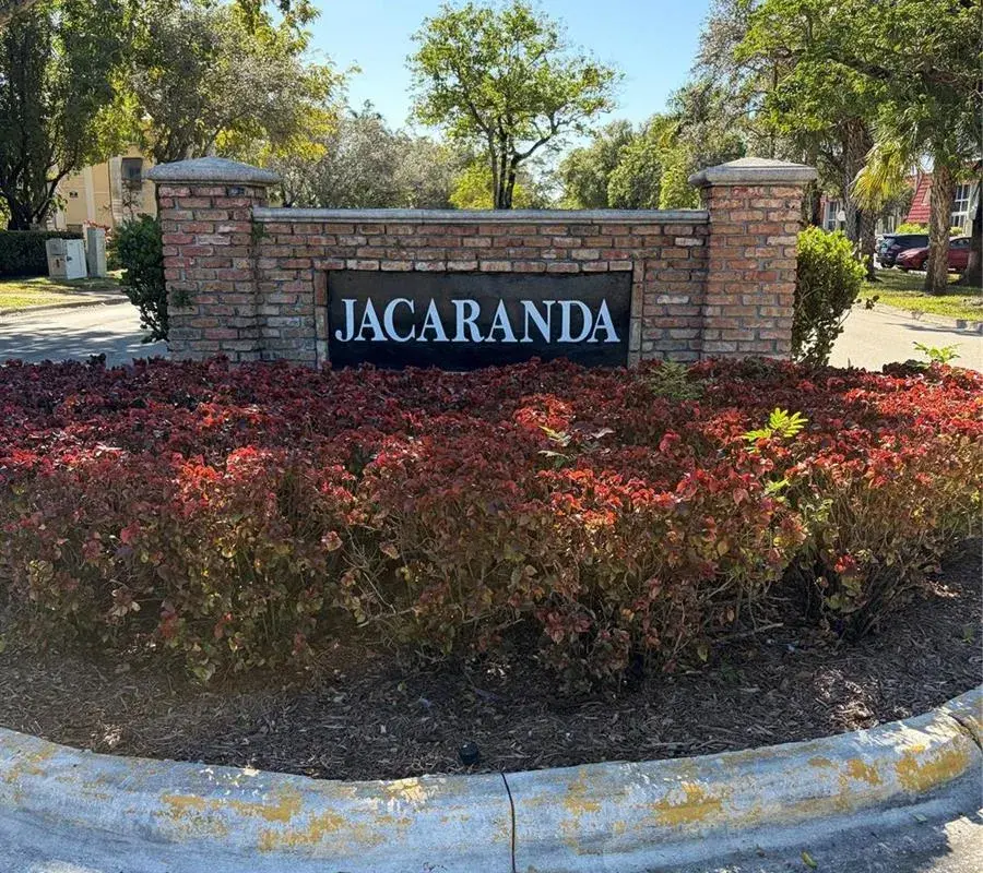 21 Jacaranda Drive # 121, Plantation FL 33324