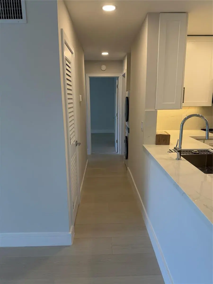 6347 Bay Club Drive # 3, Fort Lauderdale FL 33308