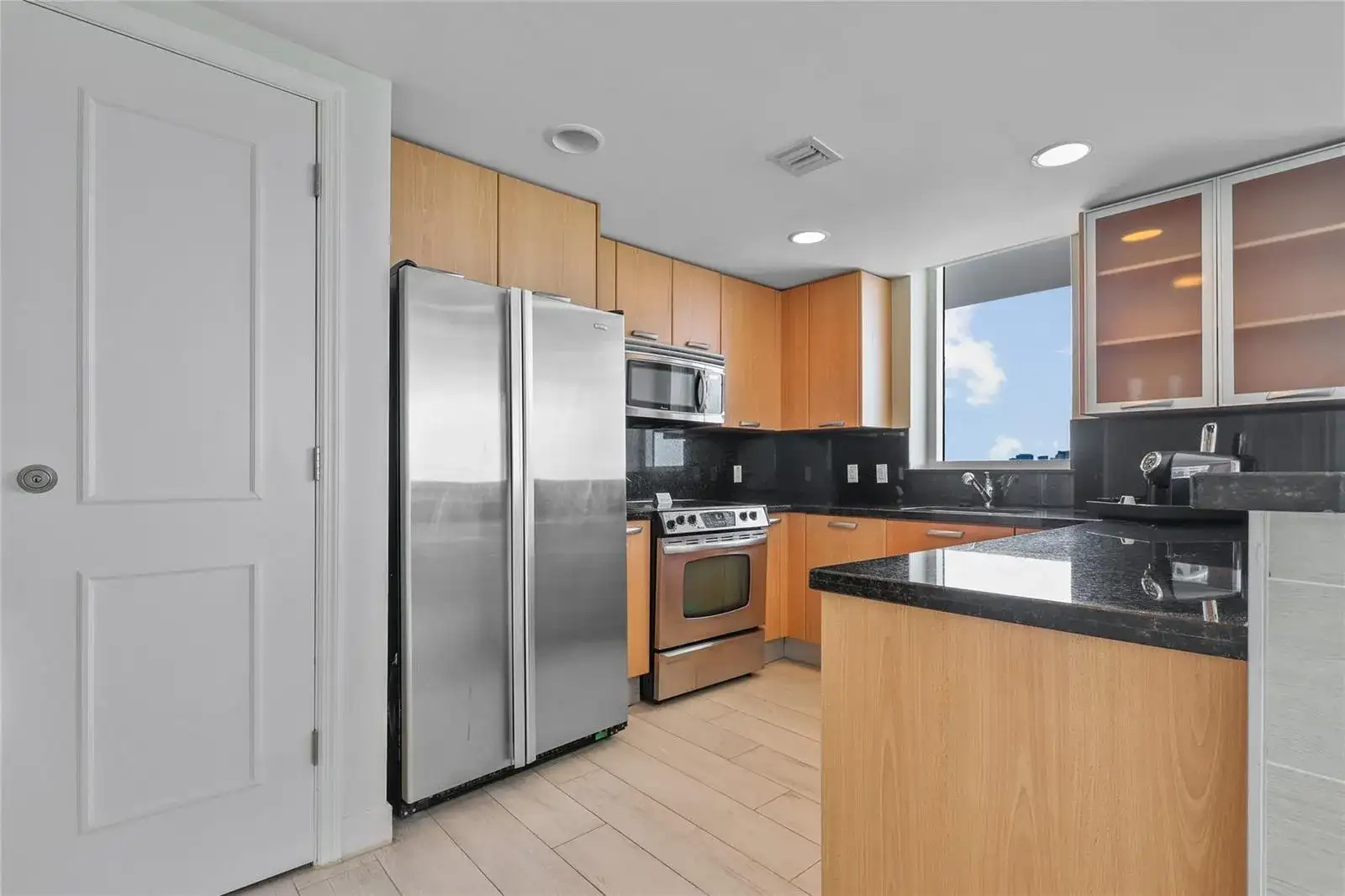 505 N Fort Lauderdale Bch Boulevard # 1702, Fort Lauderdale FL 33304 photo 2