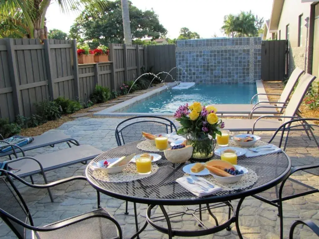 2225 NE 14th Avenue, Fort Lauderdale FL 33305