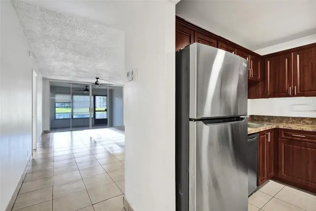 9440 Poinciana Place # 101, Davie FL 33324 photo 2