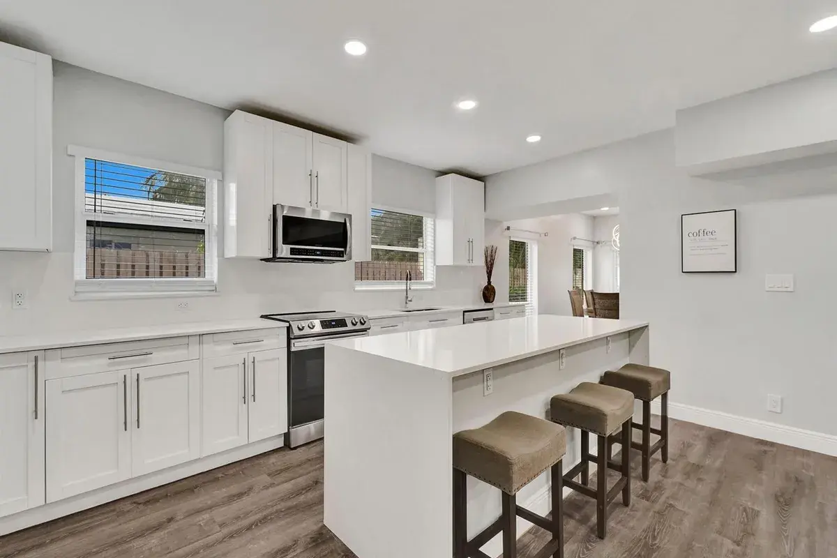 3261 Aqua Vista Drive, Pompano Beach FL 33062
