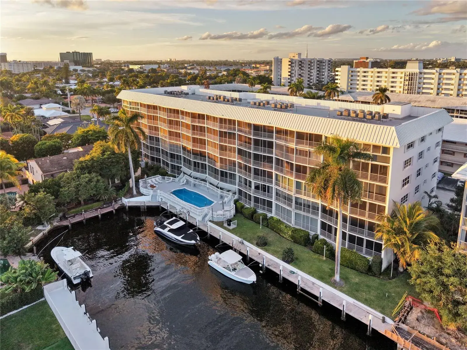 3050 NE 47th Court # 205, Fort Lauderdale FL 33308
