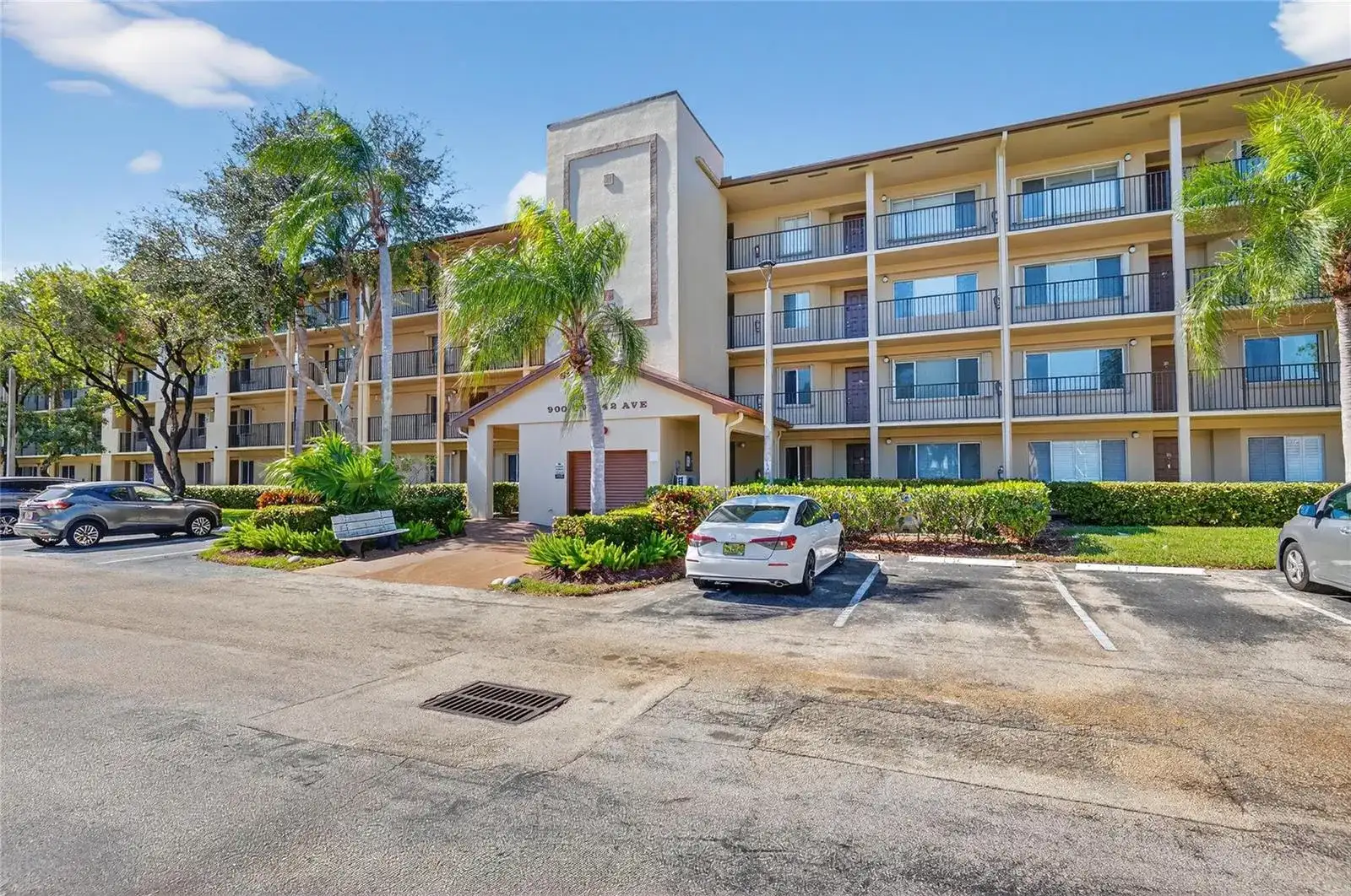 900 SW 142nd Avenue # 213l, Pembroke Pines FL 33027 photo 2