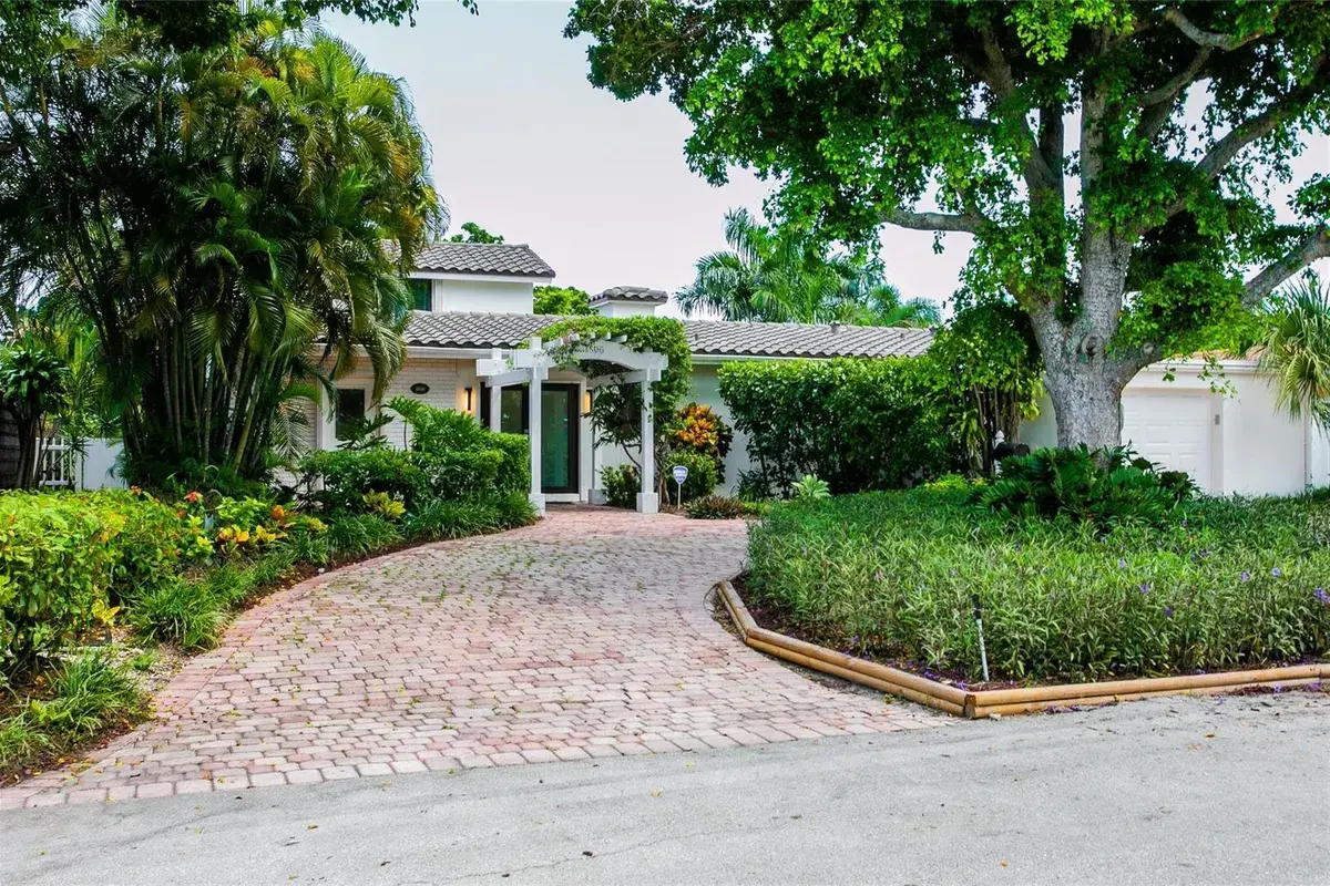1806 NE 22nd Terrace, Fort Lauderdale FL 33305