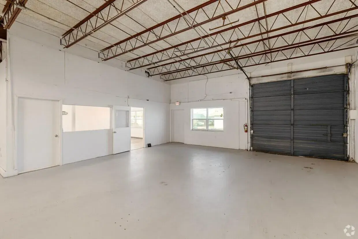 400 NE 27th Street, Pompano Beach FL 33064