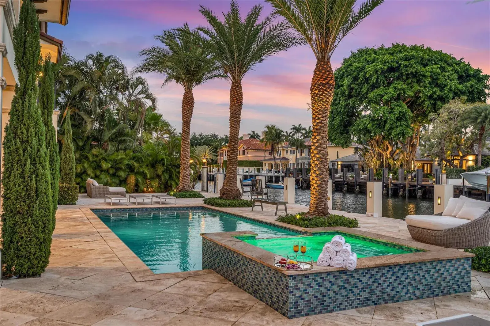 156 Fiesta Way, Fort Lauderdale FL 33301