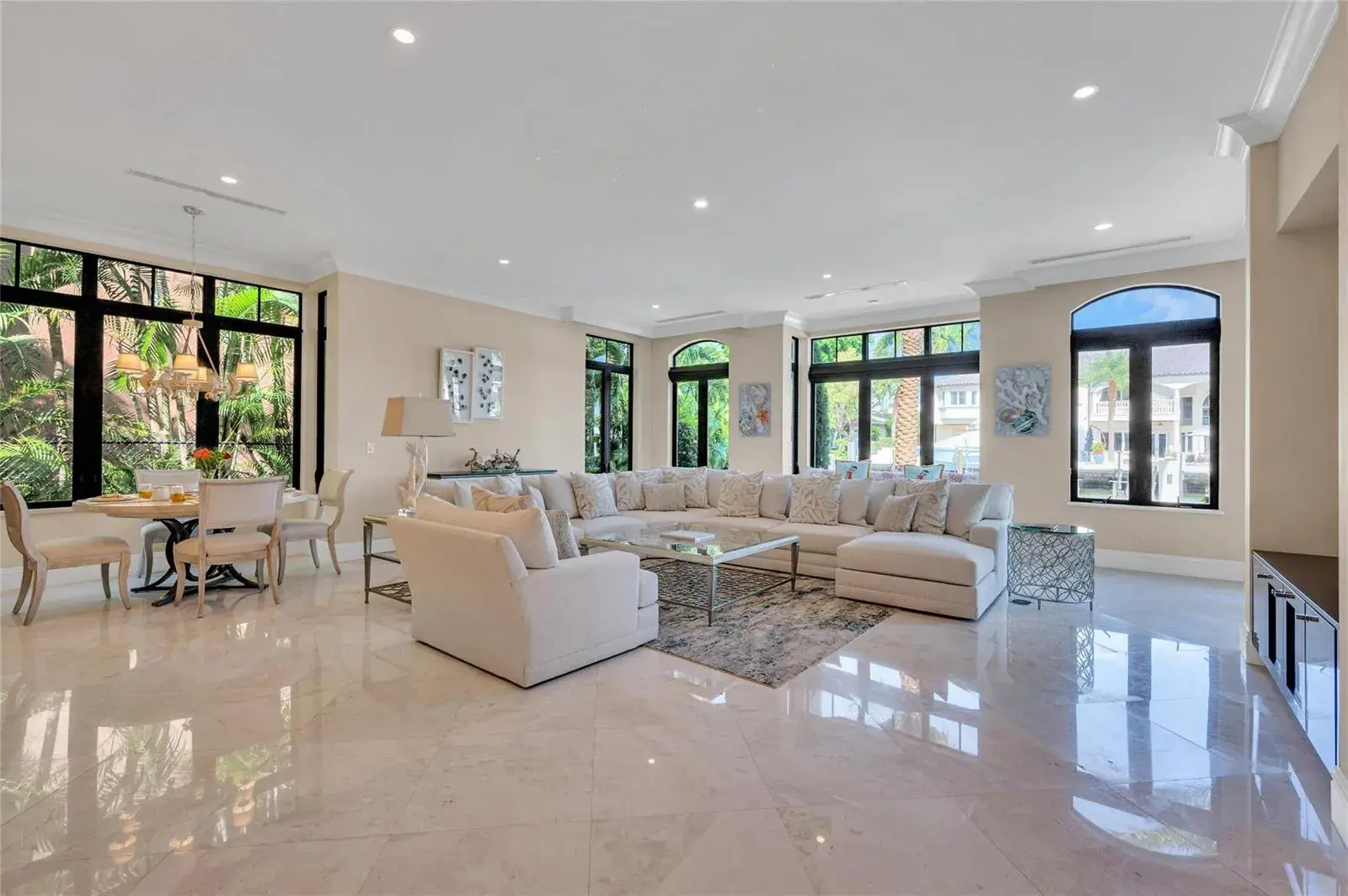 156 Fiesta Way, Fort Lauderdale FL 33301