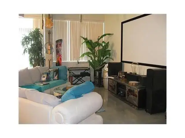 435 N Andrews Avenue # 304, Fort Lauderdale FL 33301 photo 4