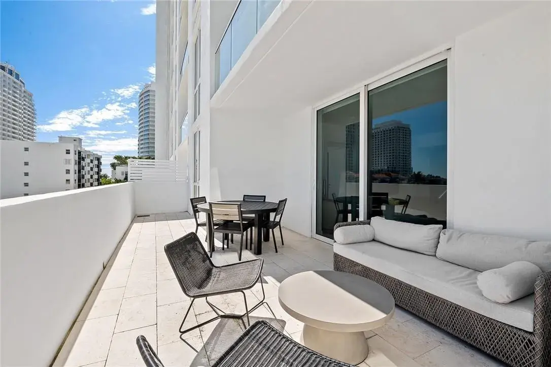 401 N Birch Road # 411, Fort Lauderdale FL 33304