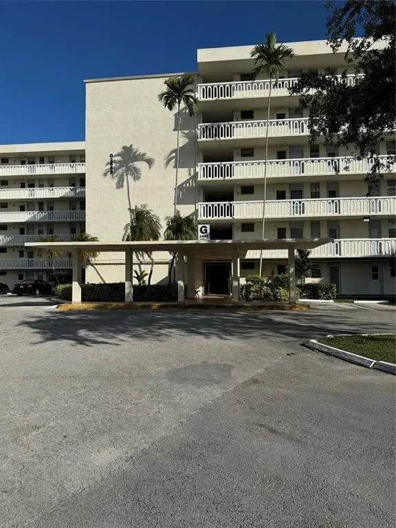 2859 Leonard Drive # G414, Aventura FL 33160